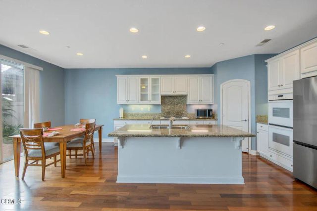 2920 Naples Drive, Oxnard, CA 93035