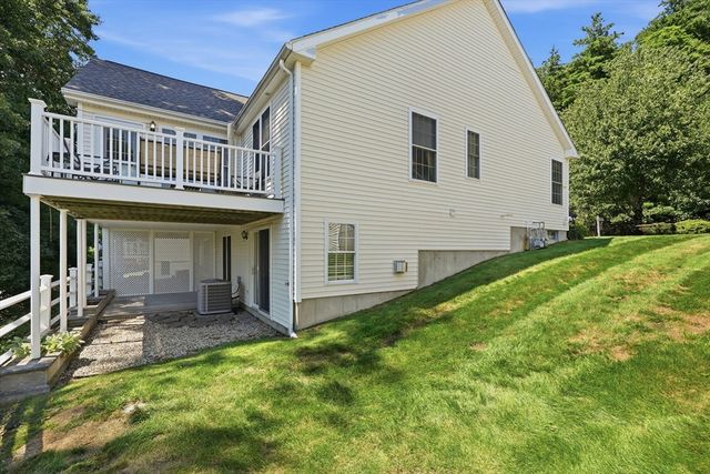 48 William Onthank Ln 48, Southborough, MA 01772