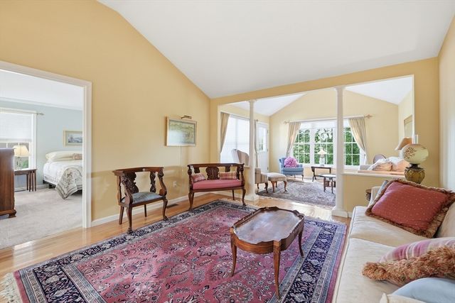 48 William Onthank Ln 48, Southborough, MA 01772