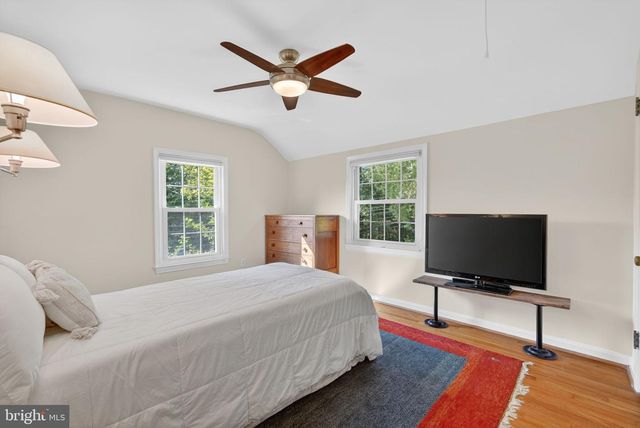 312 LINCOLN AVE, Falls Church, VA 22046