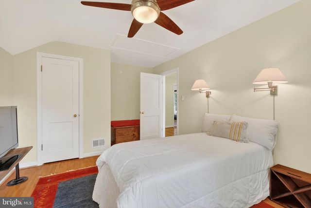 312 LINCOLN AVE, Falls Church, VA 22046