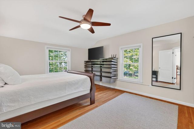 312 LINCOLN AVE, Falls Church, VA 22046