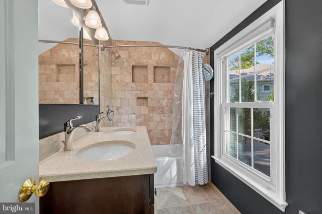 312 LINCOLN AVE, Falls Church, VA 22046