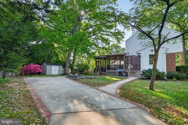 312 LINCOLN AVE, Falls Church, VA 22046