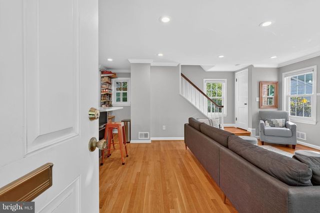 312 LINCOLN AVE, Falls Church, VA 22046