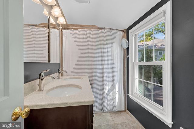 312 LINCOLN AVE, Falls Church, VA 22046