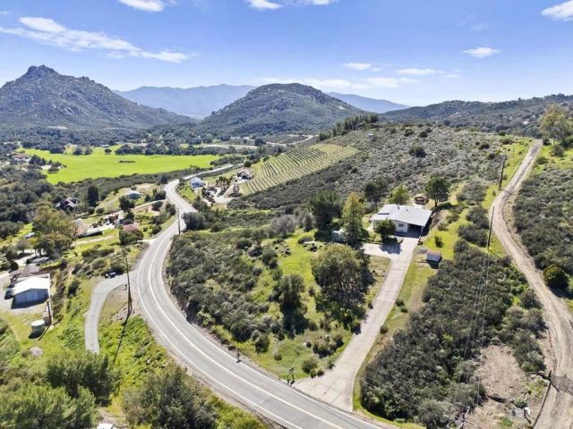 2524 Honey Springs Road, Jamul, CA 91935