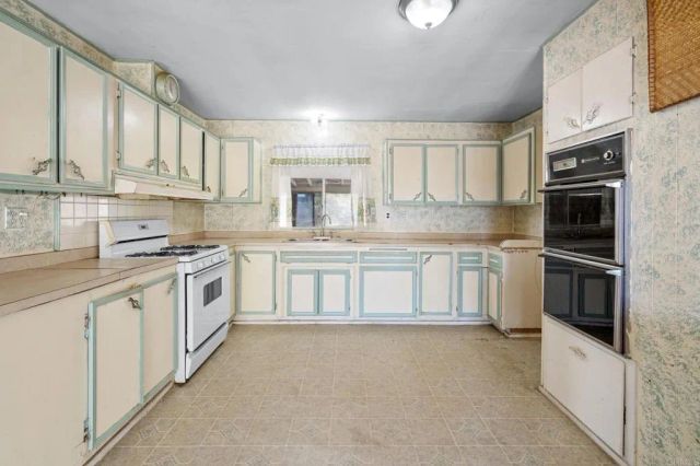 2524 Honey Springs Road, Jamul, CA 91935