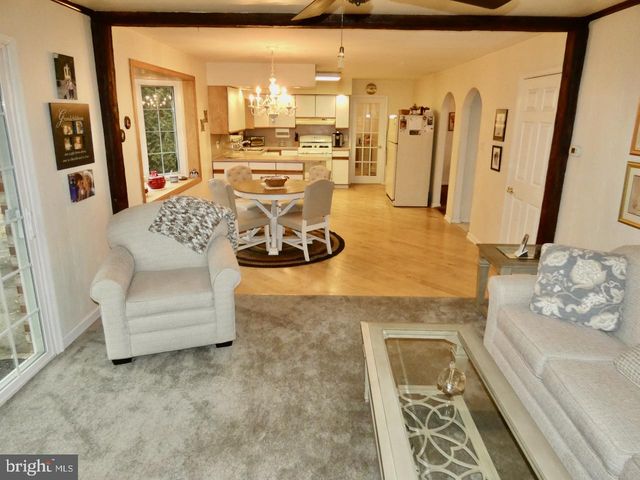 308 E 14TH ST, New Castle, DE 19720