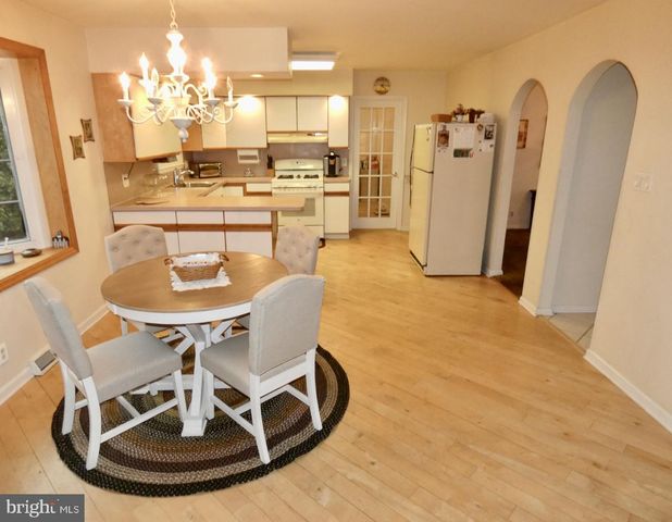 308 E 14TH ST, New Castle, DE 19720