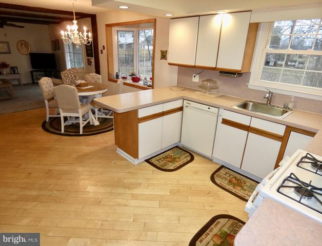 308 E 14TH ST, New Castle, DE 19720