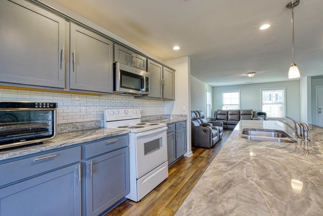 7085 Luna Mae Court, Boiling Springs, SC 29361