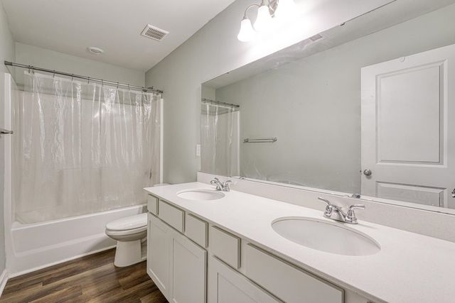 7085 Luna Mae Court, Boiling Springs, SC 29361