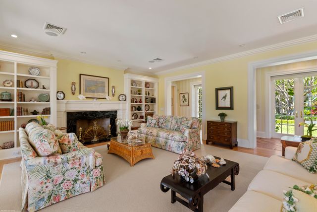 228 S Beach Road, Jupiter Island, FL 33455