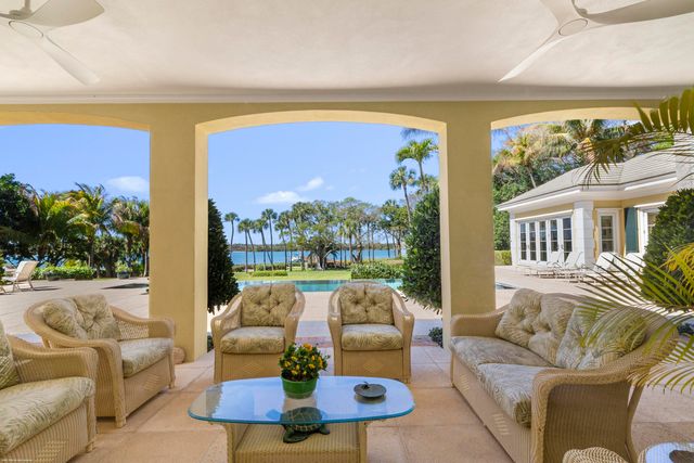 228 S Beach Road, Jupiter Island, FL 33455