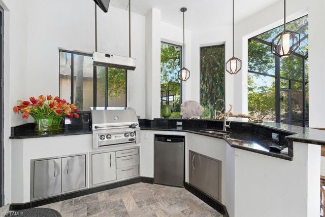 18610 Verona Lago DR, Miromar Lakes, FL 33913