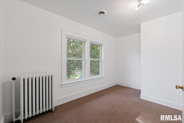 1134 TREMONT Avenue, Davenport, IA 52803