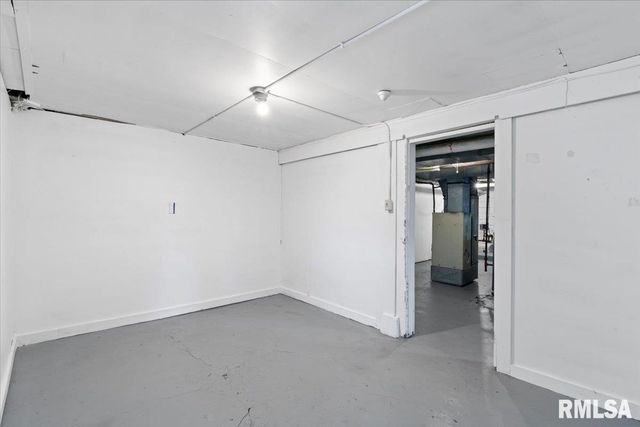 1134 TREMONT Avenue, Davenport, IA 52803