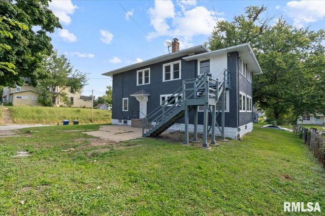 1134 TREMONT Avenue, Davenport, IA 52803