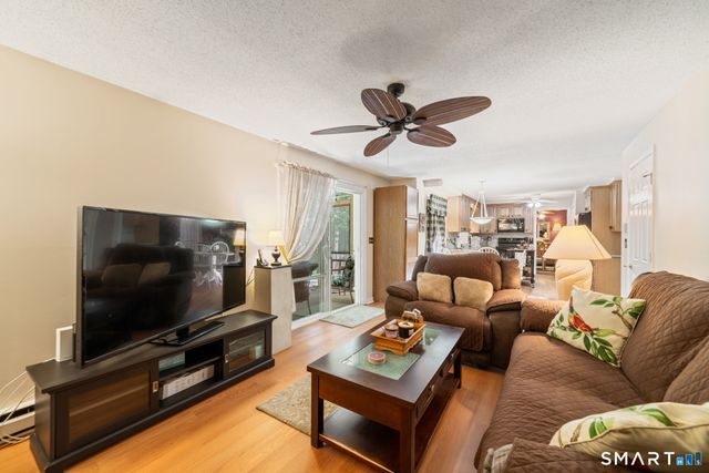 105 Inwood Lane, Bristol, CT 06010