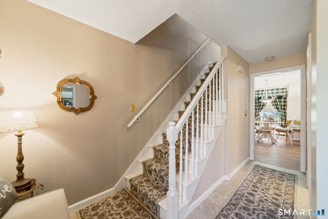 105 Inwood Lane, Bristol, CT 06010