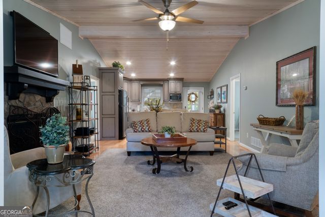 222 Jessica Drive, Wedowee, AL 36278