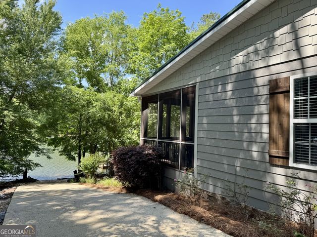 222 Jessica Drive, Wedowee, AL 36278