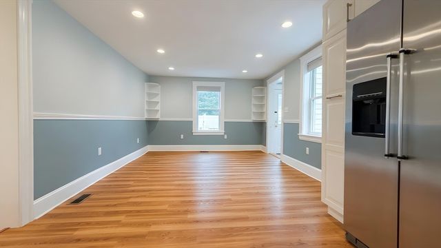 114 Curve St, Dedham, MA 02026