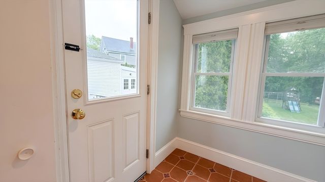 114 Curve St, Dedham, MA 02026