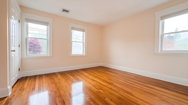 114 Curve St, Dedham, MA 02026