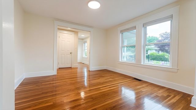 114 Curve St, Dedham, MA 02026