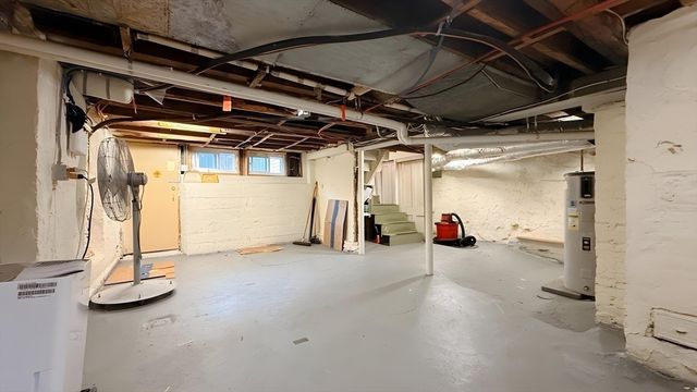 114 Curve St, Dedham, MA 02026