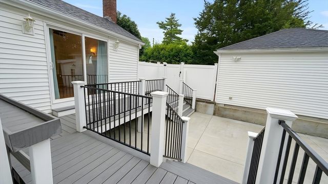 114 Curve St, Dedham, MA 02026