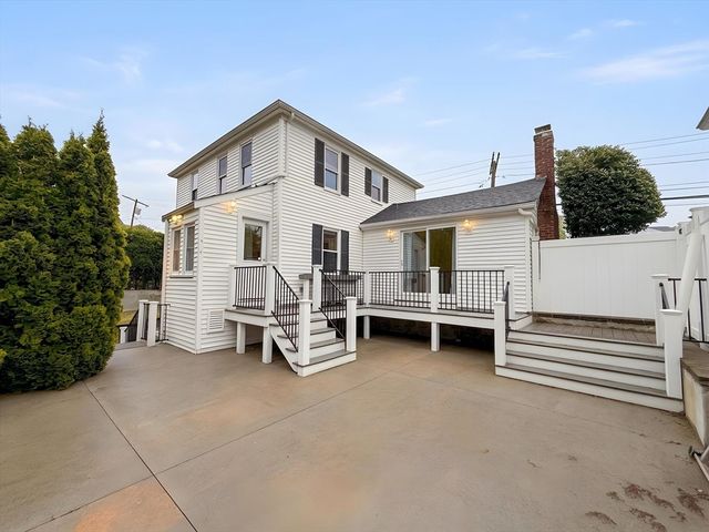 114 Curve St, Dedham, MA 02026