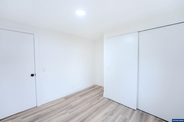 3370 Maple St #44, Hubbard, OR 97032