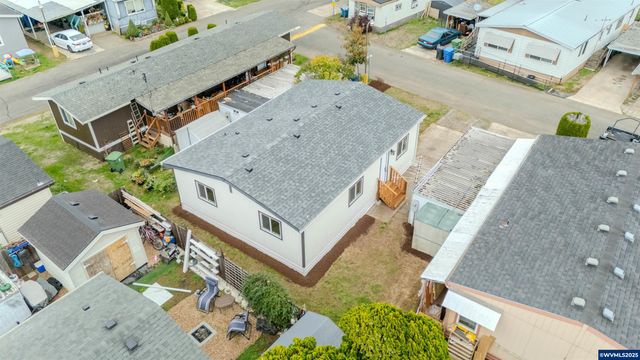 3370 Maple St #44, Hubbard, OR 97032