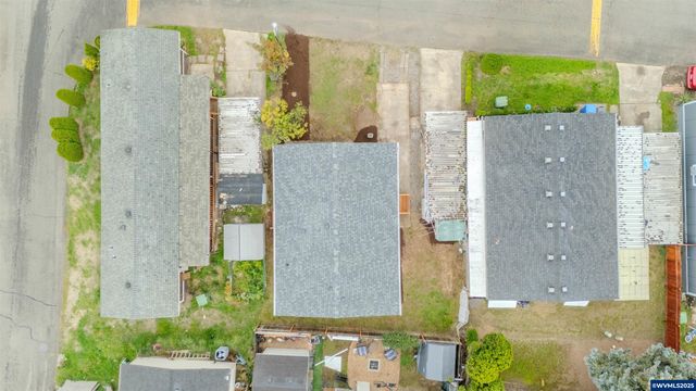 3370 Maple St #44, Hubbard, OR 97032