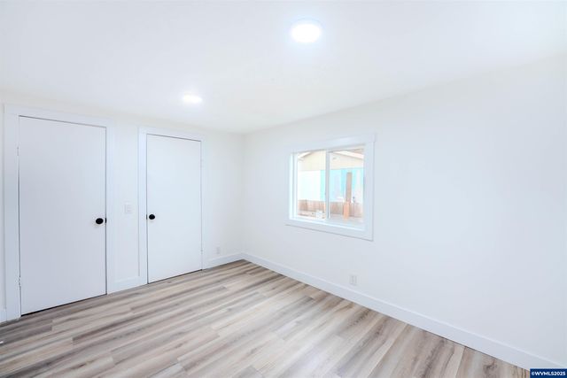 3370 Maple St #44, Hubbard, OR 97032