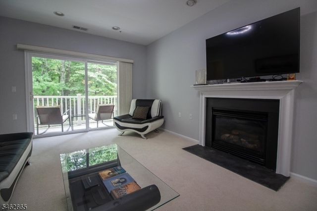 2202 Avery Ct, Franklin Twp., NJ 08873