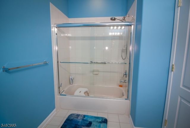 2202 Avery Ct, Franklin Twp., NJ 08873