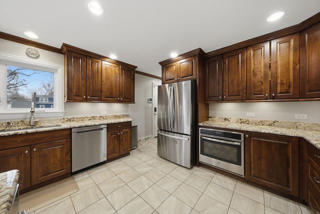 10608 Drummond Avenue, Melrose Park, IL 60164