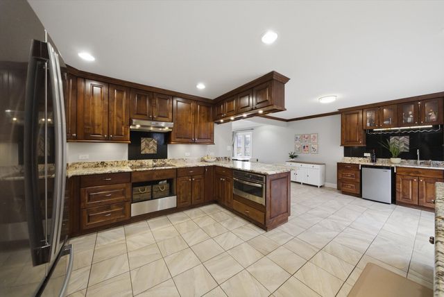 10608 Drummond Avenue, Melrose Park, IL 60164