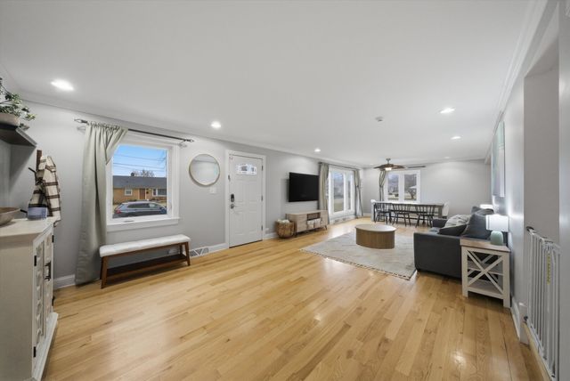 10608 Drummond Avenue, Melrose Park, IL 60164