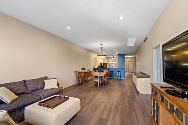 11832 Bren Road, Hopkins, MN 55343