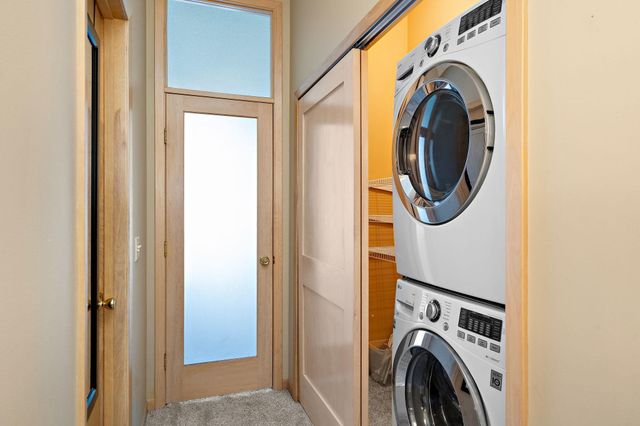 11832 Bren Road, Hopkins, MN 55343