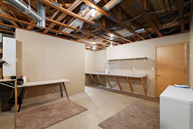 11832 Bren Road, Hopkins, MN 55343