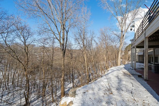 11832 Bren Road, Hopkins, MN 55343