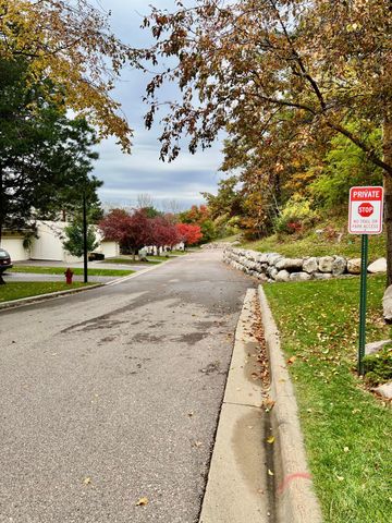 11832 Bren Road, Hopkins, MN 55343