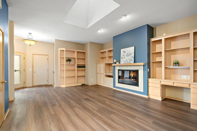 11832 Bren Road, Hopkins, MN 55343