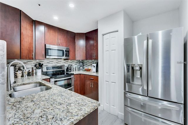 563 NORTHBRIDGE DRIVE, Altamonte Springs, FL 32714